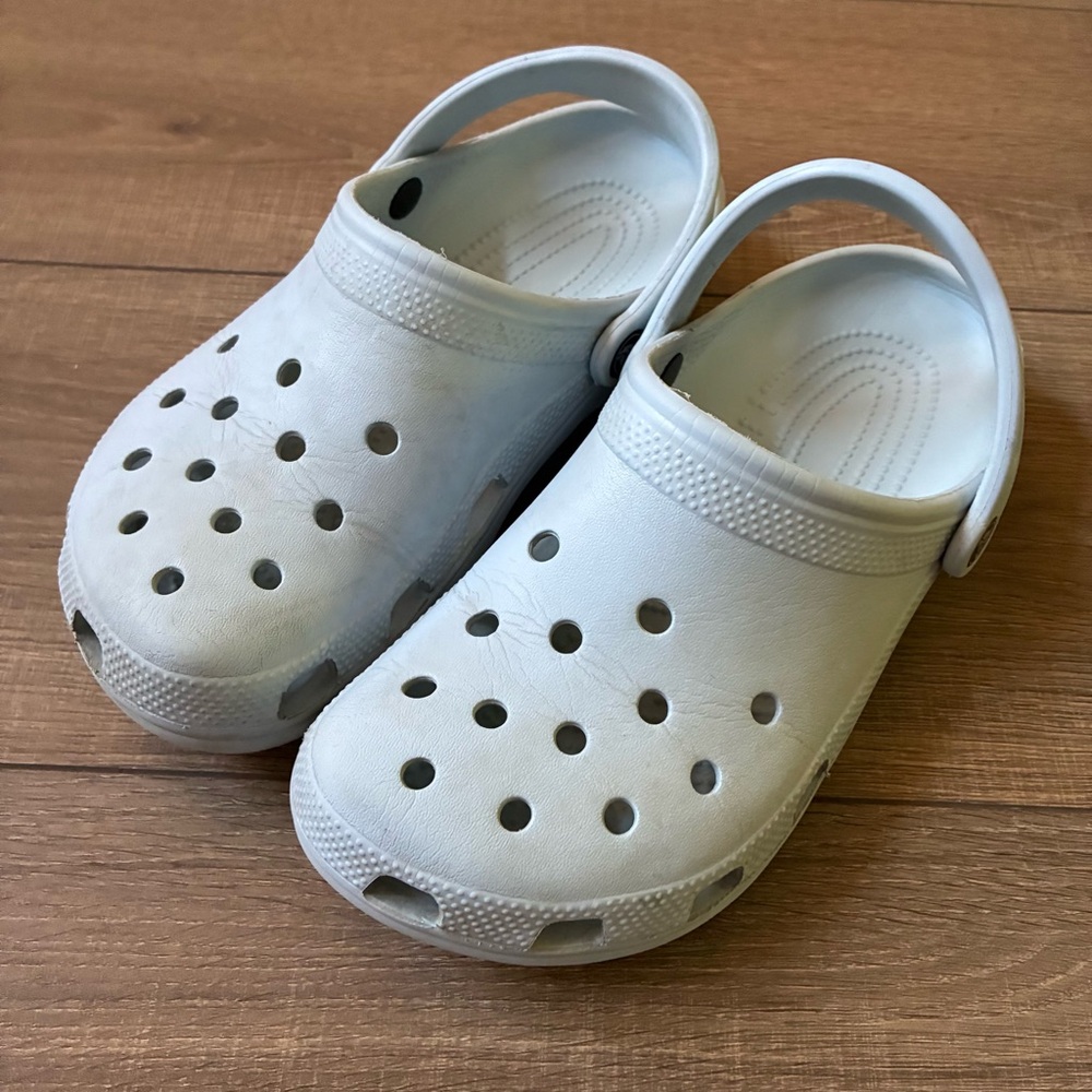 Crocs off White slip on , men 7 women 9